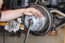 A Mechanic’s Guide to Wheel Bearing Replacement: Top Tips for a Successful Fix